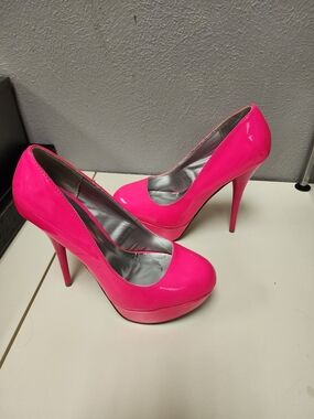 Qupid Neon Pink Patent Platform Stiletto Pumps